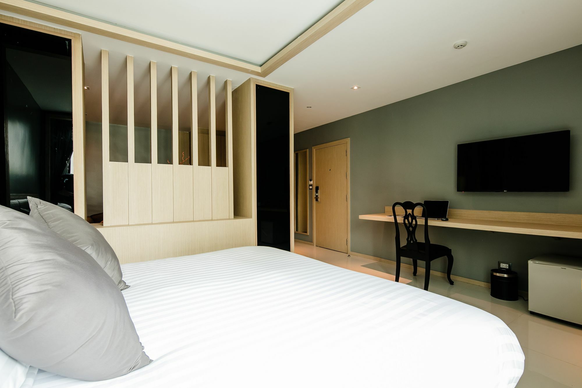 Three Sukhumvit Hotel - Sha Plus Certified Bangkok Exterior foto